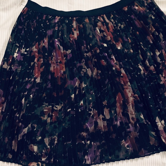 Floral Pleated Purple Skirt - Picture 1 of 1